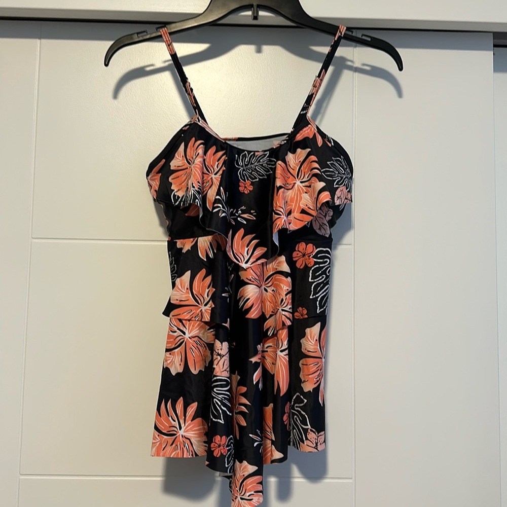 Women’s Swim Top